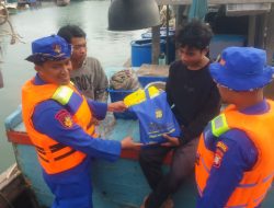 Satpolairud Polres Kepulauan Seribu Gelar Patroli Dialogis Laut, Antisipasi Kejahatan dan Jaga Kamtibmas Perairan