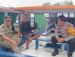 Bhabinkamtibmas Pulau Tidung Sambang Warga, Ajak Jaga Kamtibmas dan Waspada Cuaca Buruk
