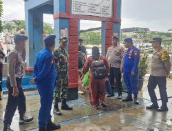 Polres Kepulauan Seribu Gelar Strong Point di Marina Ancol, Kapolres Imbau Warga Waspada Cuaca Buruk