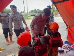 Brimob Polda Sumut Gelar Edukasi dan Trauma Healing untuk Anak TK Terdampak Bencana di Tapanuli Selatan
