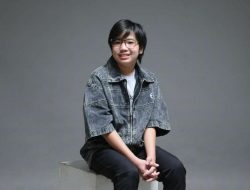 Kenneth Trevi Angkat Kisah Pribadi Lewat Rilis Lagu Dyslexia Man dan Film “Aku Kamu dan Suatu Hari Kita”