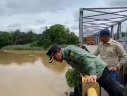Dinas PUPR Riau Tinjau Banjir Jalan Sontang-Duri, Siapkan Strategi Penanganan Cepat