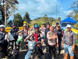 Tembus Medan Sulit, Polres Aceh Tengah Distribusikan Sembako dan Sling Baja ke Kemukiman Jamat