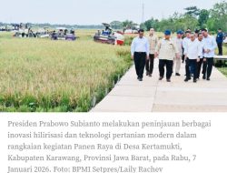 Presiden Prabowo Tinjau Hilirisasi dan Teknologi Pertanian Modern pada Panen Raya di Karawang