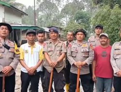 Di Tengah Lumpur dan Harapan, Polri Bersama Warga Buka Akses Jalan Kampung Setie Pascabencana