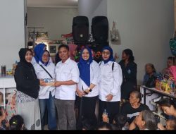 Wujud Kepedulian, Prakarsa Warga Jakut Bagikan Nasi Kotak dan Santunan Yatim Piatu