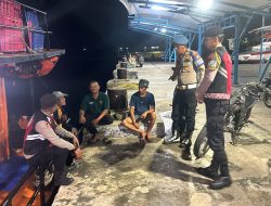 Patroli Malam Gabungan di Kepulauan Seribu Utara, Polisi–TNI Sambangi Warga Perkuat Rasa Aman