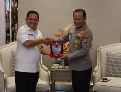 Kapolda Metro Jaya Terima Sertifikat Tanah SD Bhayangkari dari BPN Jakarta Utara