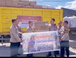 Wujudkan Kepedulian Polri, Polres Aceh Timur Salurkan Bantuan Logistik Kapolri ke 14 Titik Pengungsian Banjir