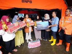 Bank Mandiri Salurkan Bantuan Kemanusiaan bagi Korban Longsor Bandung Barat