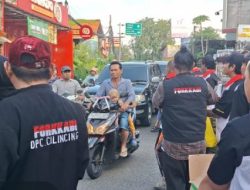 FORKKABI Cilincing dan Sukapura Bagikan Takjil Gratis