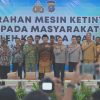 Dorong Ekonomi Pesisir, Kapolda Riau Bantu Nelayan Meranti dengan 20 Mesin Ketinting