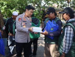 Polres Kepulauan Seribu Gelar Sabuk Kamtibmas Jumat Peduli, Rangkul Komunitas Ojek Online