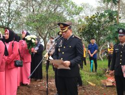 Polda Lampung Berduka: Kapolda Hadiri Pemakaman Bripka Anumerta Arya Supena yang Gugur Dalam Tugas