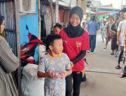Rumah Singgah Anak Pesisir Salurkan Daging Kurban