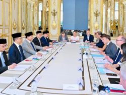 Presiden Prabowo dan Presiden Macron Bahas Kerja Sama Pertahanan hingga IEU-CEPA di Istana Élysée