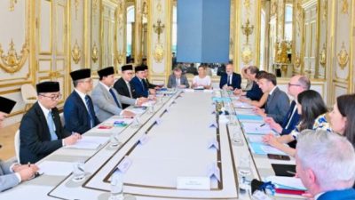 Presiden Prabowo dan Presiden Macron Bahas Kerja Sama Pertahanan hingga IEU-CEPA di Istana Élysée