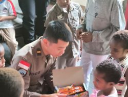 Tawa Anak-Anak Papua Sambut Kehadiran Satgas Damai Cartenz, Hangatkan Panti Asuhan di Keerom