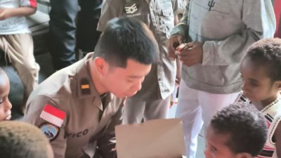 Tawa Anak-Anak Papua Sambut Kehadiran Satgas Damai Cartenz, Hangatkan Panti Asuhan di Keerom