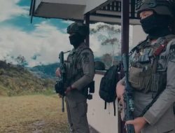 Satgas Damai Cartenz Amankan Ibadah dan Laksanakan Patroli Jalan Kaki di Puncak