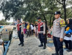 Jaga Jakarta On The Spot di Dermaga Pulau Tidung, Polsek Kepulauan Seribu Selatan Sosialisasikan Layanan 110 dan Keselamatan Wisata