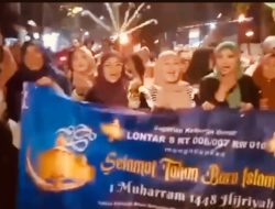 Ratusan Warga Meriahkan Pawai Obor di RW 10 Tugu Utara