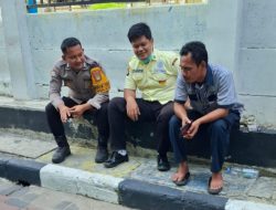Bhabinkamtibmas Pulau Tidung Sambang Warga, Sosialisasikan Layanan Polri 110 Lewat Jakarta On The Spot