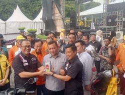 Peringati Hardiknas dan Harkitnas 2026, PGRI DKI Jakarta, Haston dan SMK Walang Jaya Gelar Service dan Ganti Oli Gratis