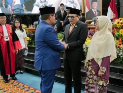 Gubernur DKI Hadiri Paripurna Penyampaian Raperda P2 APBD dan Pelantikan Ketua DPRD