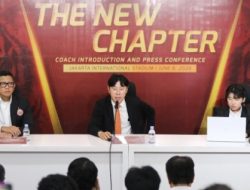 Persija Kenalkan Shin Tae-yong sebagai Pelatih Baru
