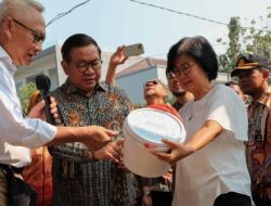 Gubernur DKI Tinjau RW Percontohan Pilah dan Olah Sampah di Joglo