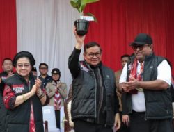 Gubernur-Wagub DKI Hadiri Bung Karno Festival di Taman Proklamasi