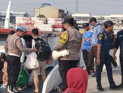 Polsek Sunda Kelapa Tingkatkan Pelayanan dan Pengamanan Wisatawan di Dermaga Kali Adem Menuju Kepulauan Seribu