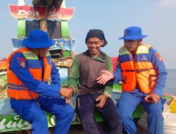 Jakarta On The Spot, Satpolairud Polres Kepulauan Seribu Sosialisasikan Layanan Polisi 110, Imbau Nelayan Hindari Alat Tangkap Terlarang