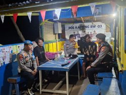Patroli Malam Jakarta On The Spot, Polsek Kepulauan Seribu Selatan Sampaikan Layanan Polisi 110 Saat Sambangi Warga
