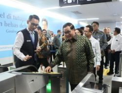 Gubernur Luncurkan Sistem PembayaranTiket MRT Jakarta Gunakan Kartu Kredit Nirsentuh