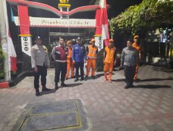 Dalam Patroli Malam Polisi Ajak Warga Kepulauan Seribu Bijak Bermedia Sosial, Kenali Layanan Polisi 110 untuk Keadaan Darurat