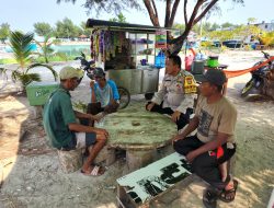Layanan Polisi 110, Patroli Laut Malam Satpolairud Polres Kepulauan Seribu Sambangi Penjaga Pulau