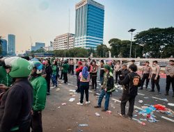 Di Tengah Aksi Buruh, Polisi Kedepankan Dialog dan Jaga Ruang Demokrasi