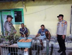 Layanan Polisi 110 Jadi Penghubung Cepat Masyarakat dengan Polisi, Disosialisasikan Polsek Kepulauan Seribu Utara Saat Patroli Malam