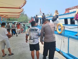 Layanan Polisi 110, Strong Point Polres Kepulauan Seribu Jaga Keamanan Wisatawan di Dermaga