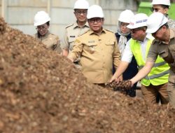 Pastikan Penanganan Sampah Optimal, Gubernur Tinjau Saringan Sampah TB Simatupang