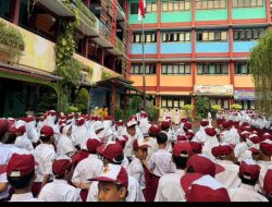 Wujud Nyata Baktiku Sahabat, SDN RBS 03 Menjalin Harapan di Hari Jadi ke-81 TNI Bersama Kasatpol PP